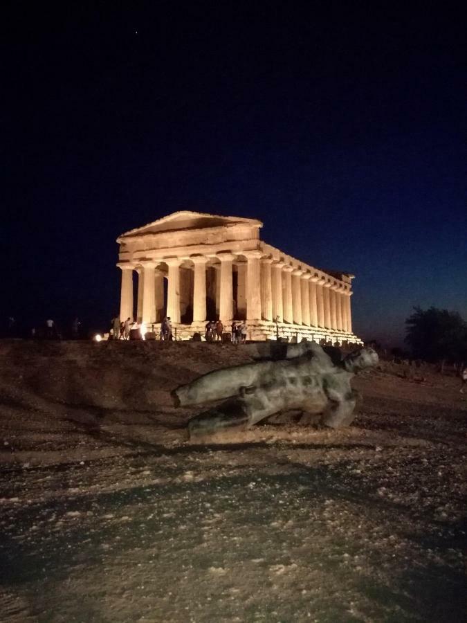 مبيت وإفطار أغريجنتو لا ألبا سوي تمبلي المظهر الخارجي الصورة